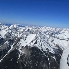 Flugwegposition um 13:09:27: Aufgenommen in der Nähe von Innsbruck, Österreich in 2737 Meter